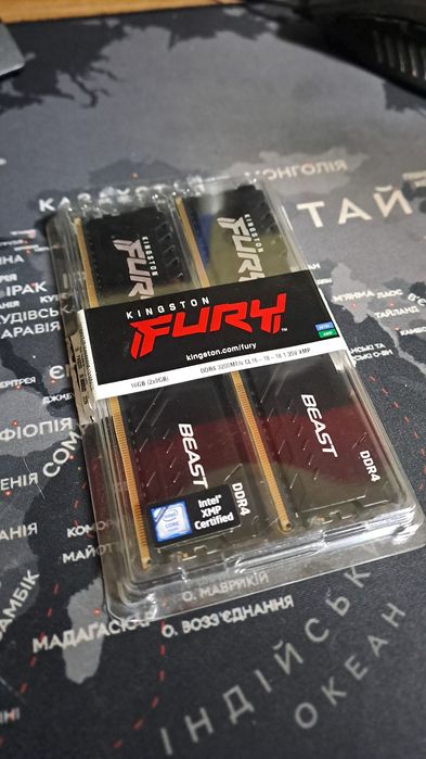 Оперативна пам'ять DDR4 16GB 3200MT KINGSTON  FURY