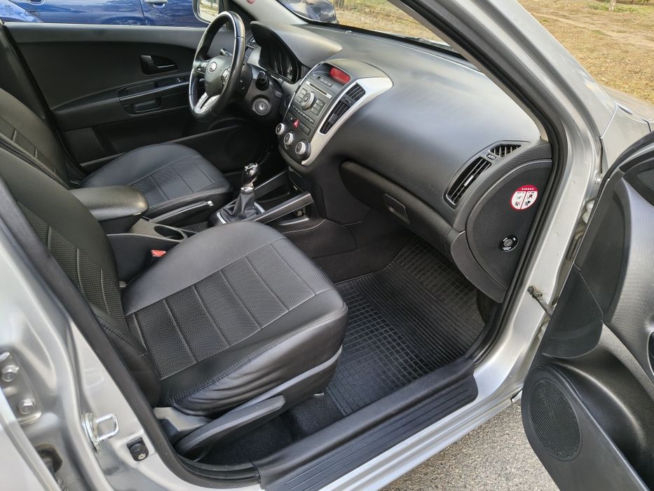 Kia Ceed 1.6 CRDi 2010