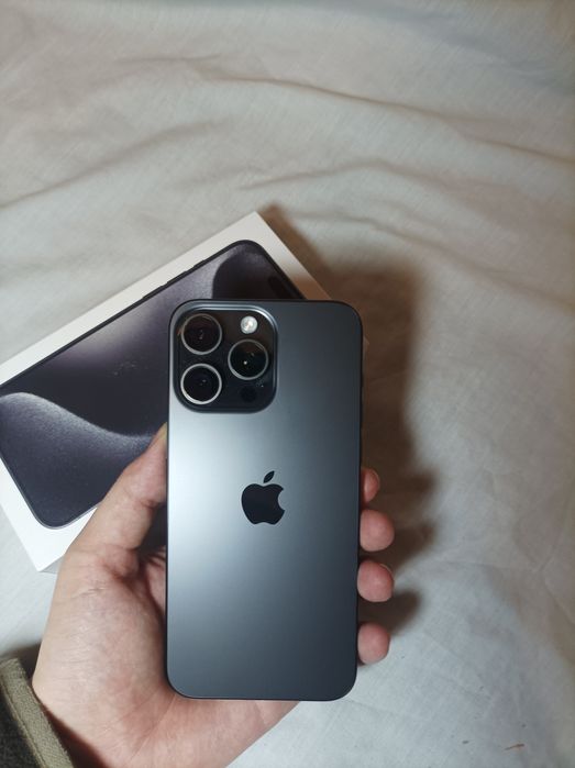 Iphone 15 pro max 256gb (торг)