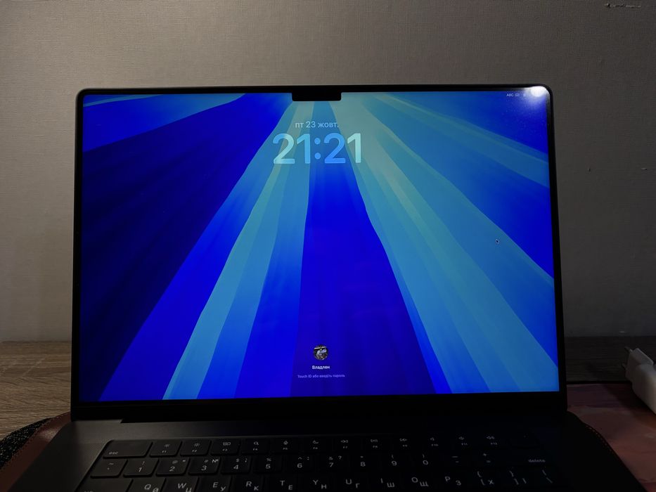 Macbook m4 pro 16