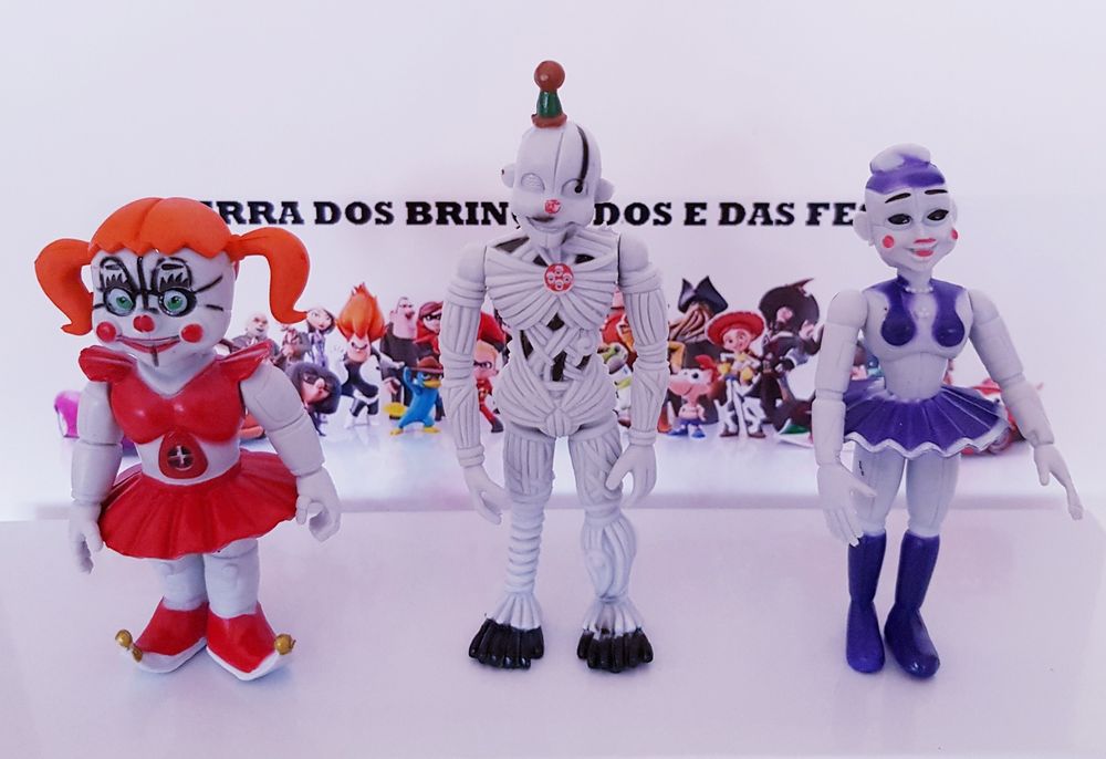 6-Piece Set: Five Nights at Freddy's (Shipping Included)64284880832385122