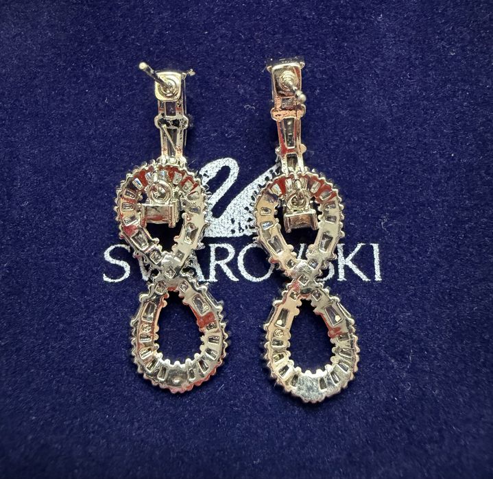 Kolczyki Hyperbola nieskończoność sygn Swarovski