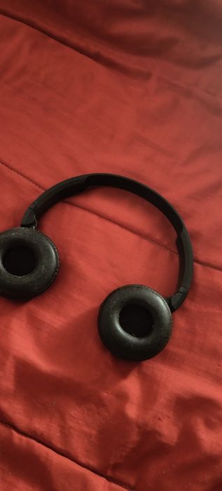 Fones Bluetooth Preto - Usados, Mas em bom Estado!