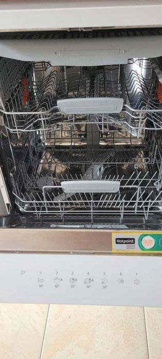 Máquina de lavar loiça ARISTON Hotpoint