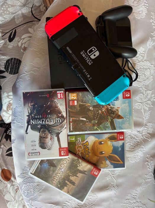 Nintendo Switch V2 MEGA ZESTAW | 4 GRY | 4 PADY |SD 256GB | ETUI | BOX