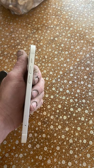 Iphone 12 128 під розблокування