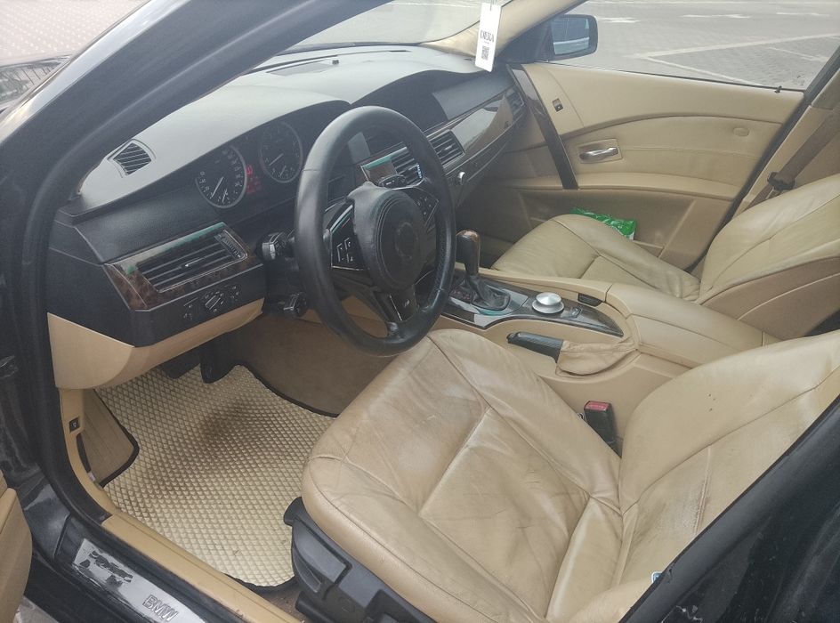 продам Бмв е60 525
