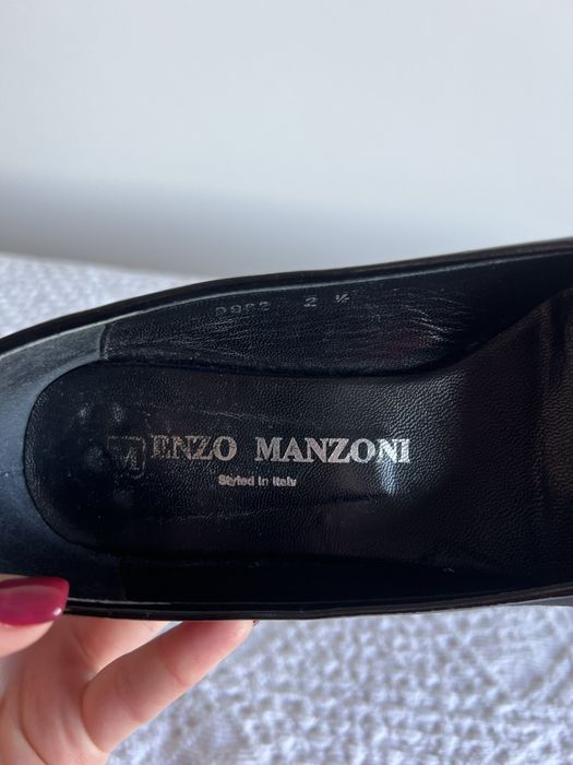 Sapatos de senhora pretos