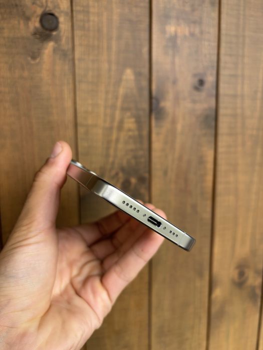 Apple IPhone 15 pro 128Gb