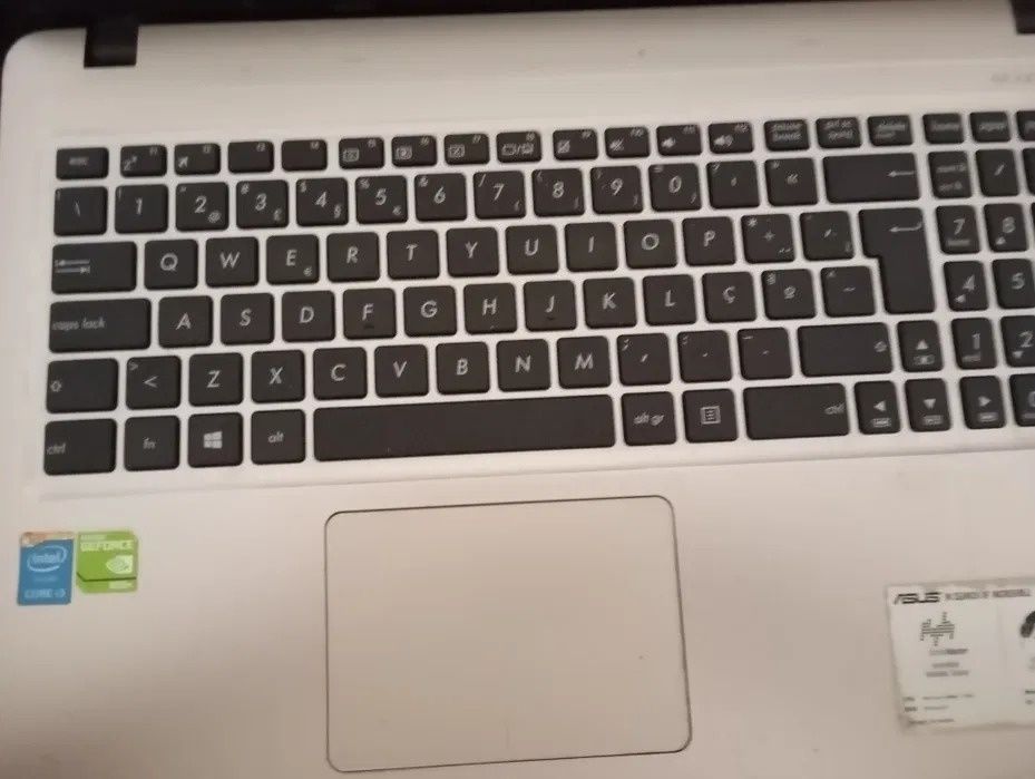 Portátil Asus A540L