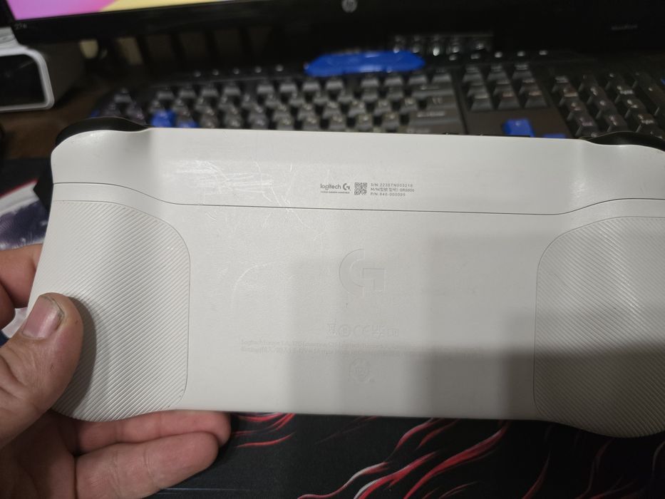 Портативна ігрова консоль Logitech G Cloud Gaming Handheld 64 ГБ