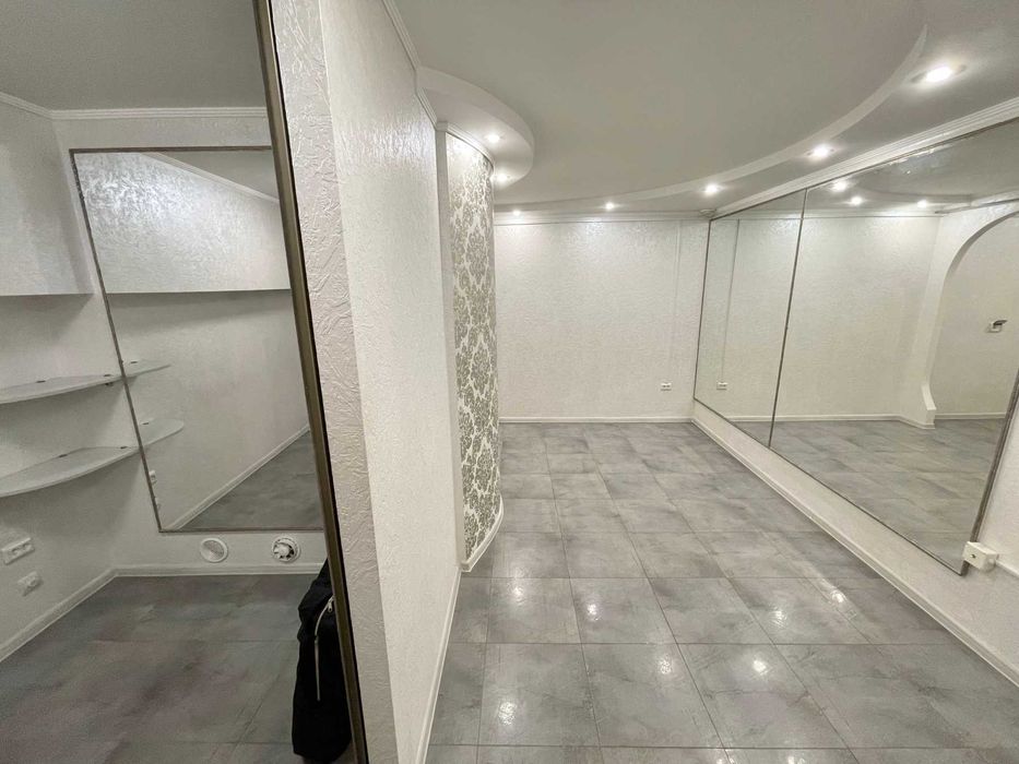 Фото реальн. н/ф 56м2 1пов.(є підвал) Теремки-2 ЖК Ліко-Град 1