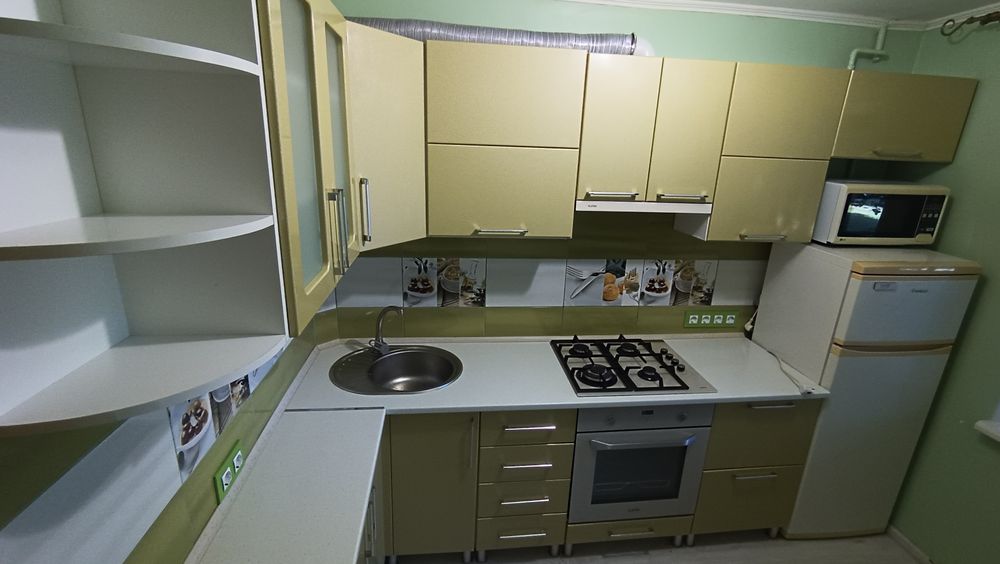 Здам подобово, потижнево, помісячно 1 кімнатну квартиру на 1 поверсі