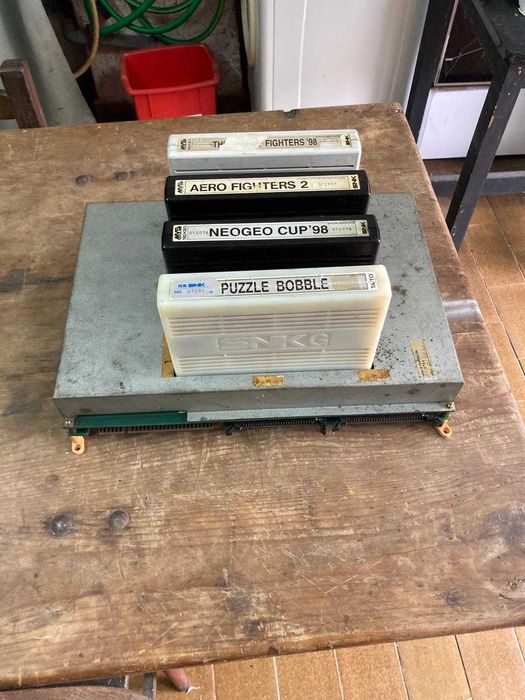 Slot SNK MVS Neo Geo p/ 4 Cartuchos