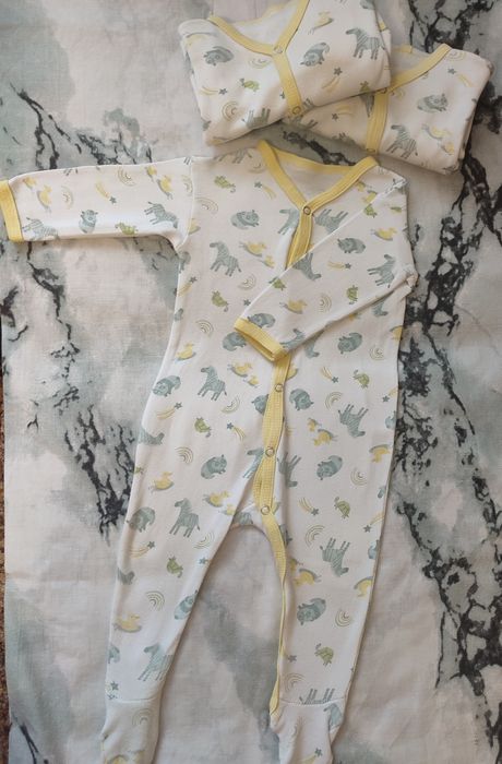 Бодіки та комбінезони 100грн. за 3 шт