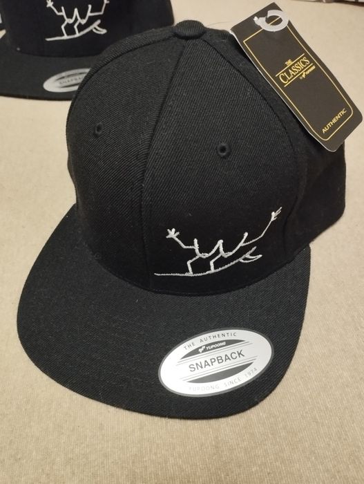 Кепка Yupoong Snapback оригинал