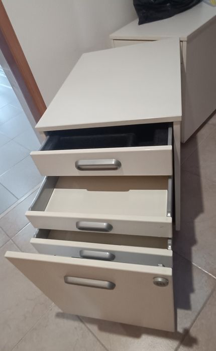 Blocos de gavetas IKEA