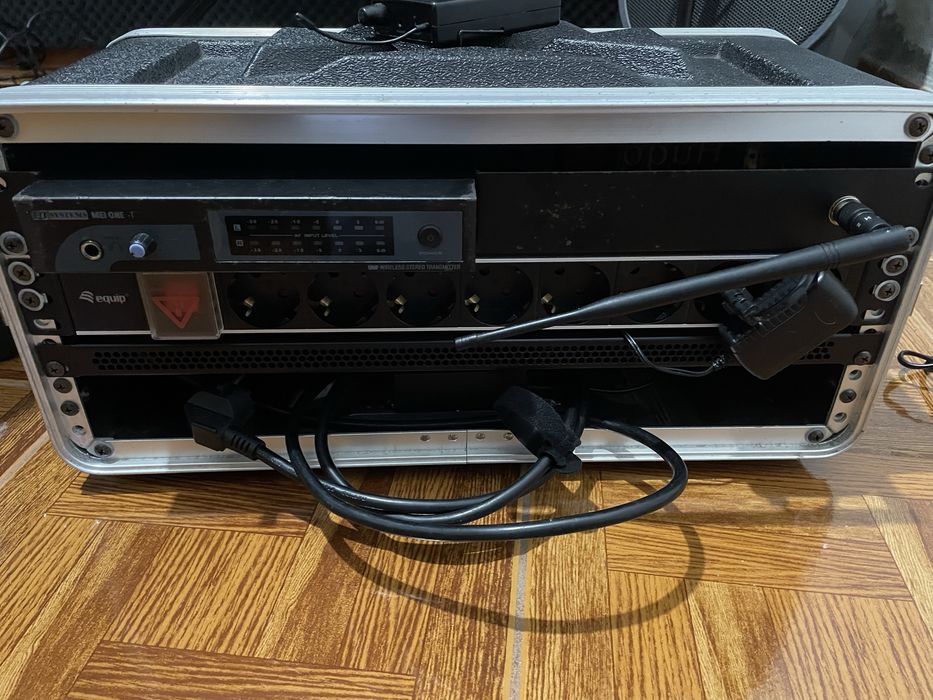 Soundcraft ui12 com rack