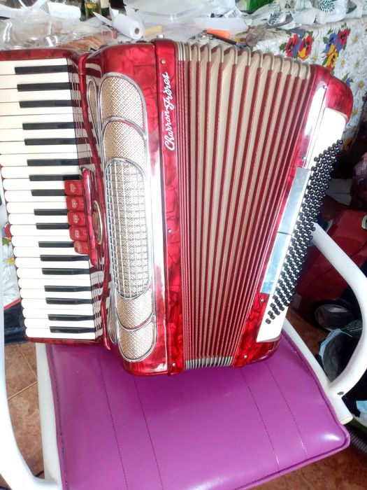 Acordeão de Teclas CHARRON FRÈRES