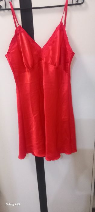 Satynowa koszulka do spania