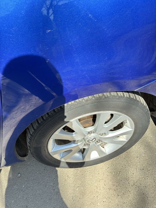 Продам Mazda 3 1.6л