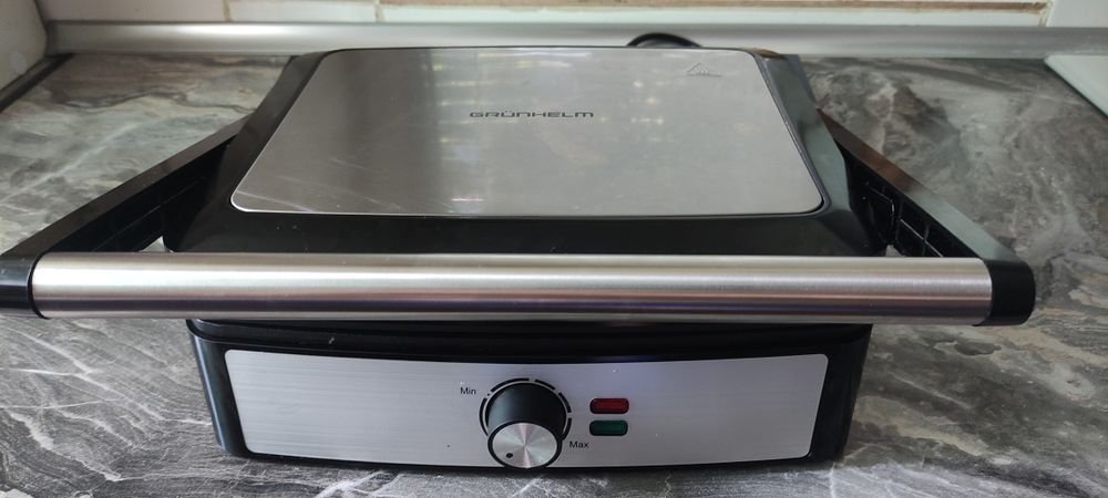 Гриль Grunhelm  .