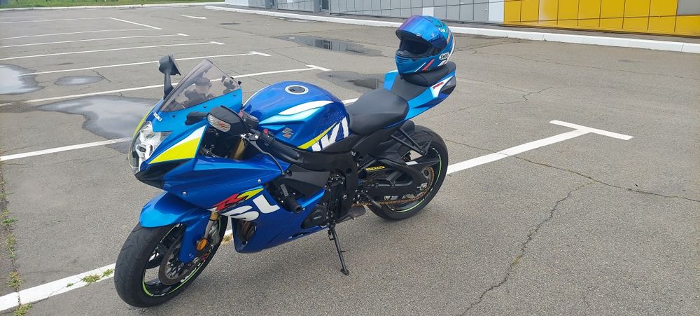 Suzuki gsx r 750