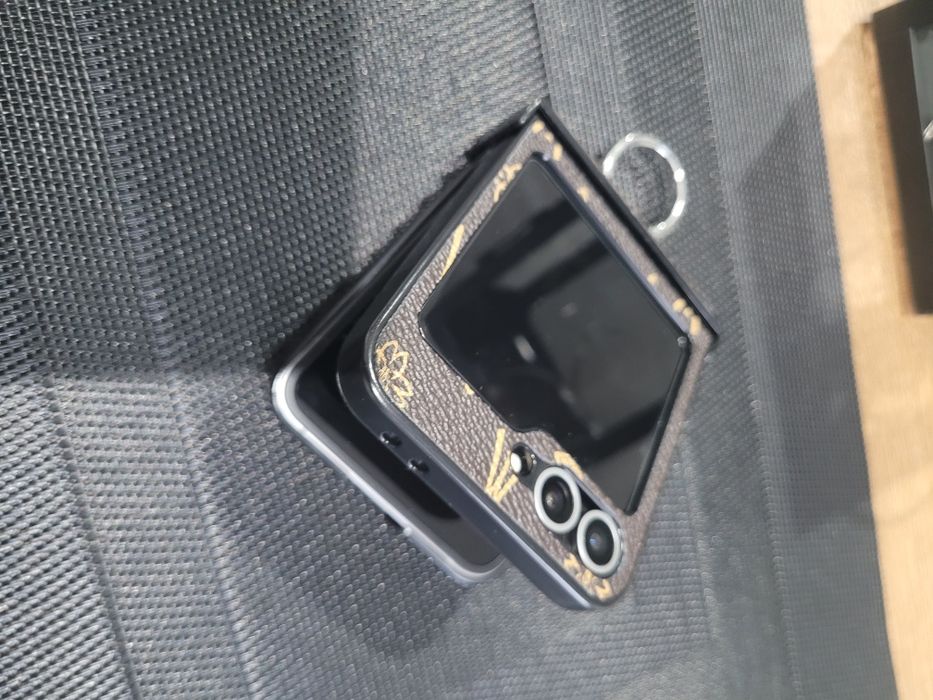 Etui zflip 6 nowe wyprzedaż