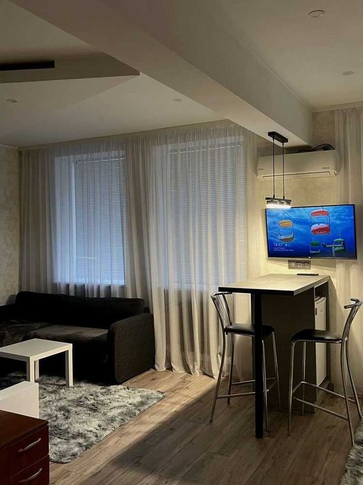 Оренда однокімнатної квартири , ул. Паторжинского 17