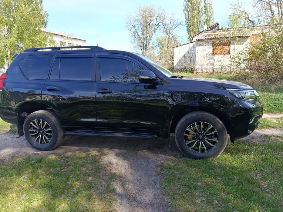 Продам Toyota Prada 150