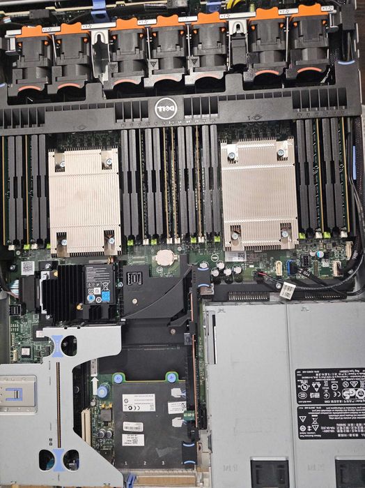Dell R630 | 2x E5-2667v3 | 64GB ECC | 2x146GB SAS | H730 | iDRAC Ent | Szyny