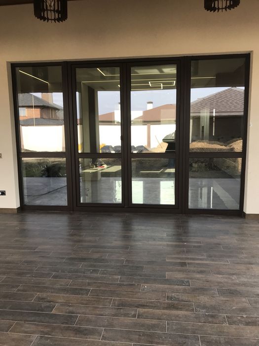 Покраска  окон  дверей  пвх  алюминиевых  конструкций .