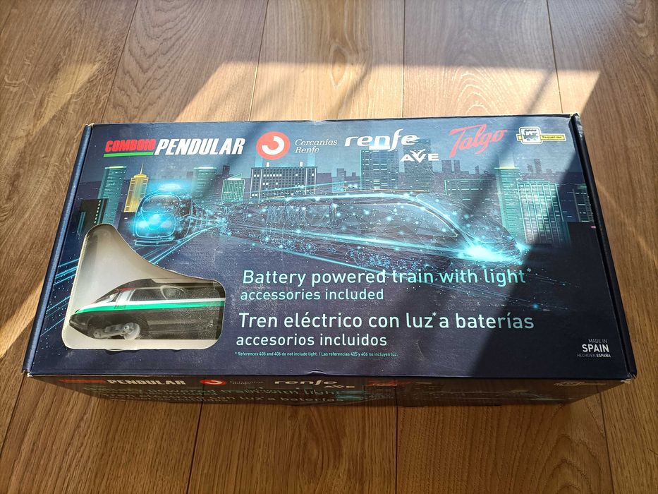 Comboio a pilhas - Pista