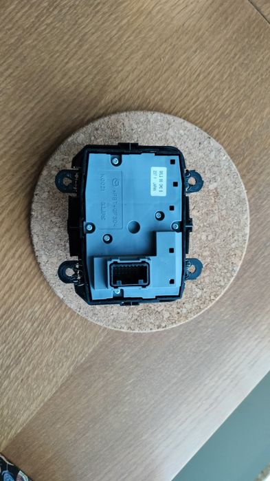 Panel sterowania multimedia mazda 6