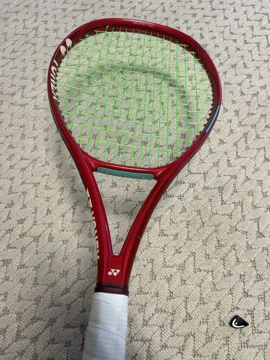 Yonex Vcore Ruby Red 2026