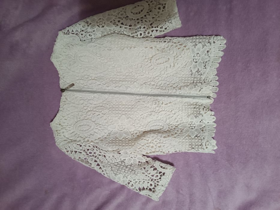 Дуже гарна кофтинка 128р.