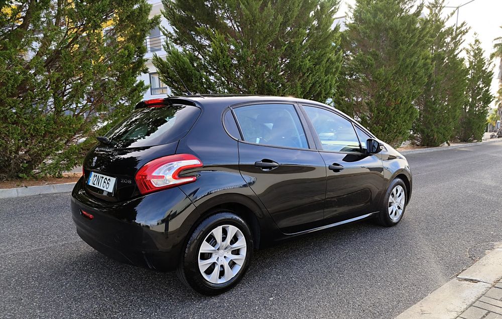 Peugeot 208 1.4 HDi Access – 162.000 km | 18 Meses de Garantia