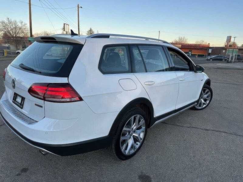 2019 Volkswagen Golf Alltrack