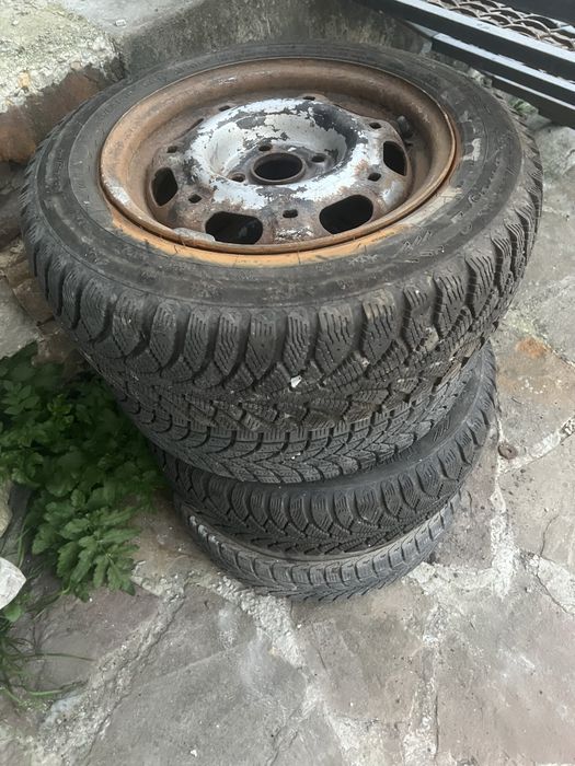 Продам резину зимову