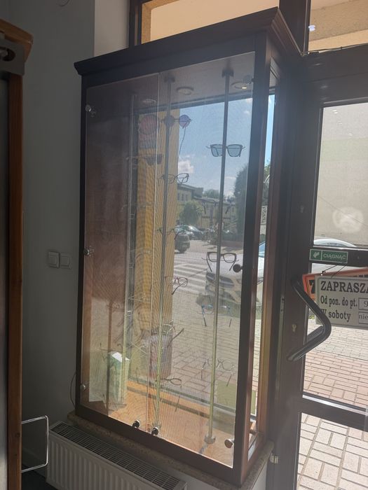 Gablota ekspozycyjna drewniana 2 szt
