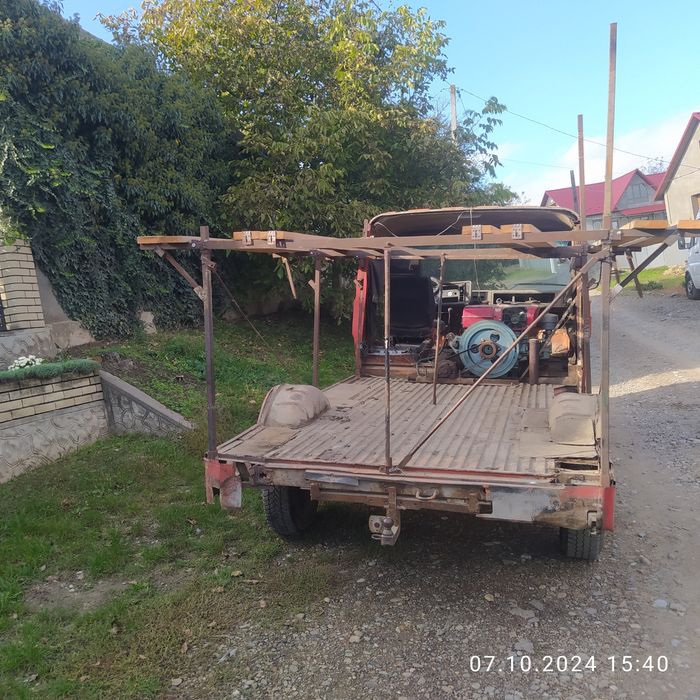 Лафета для збору та обрізки фруктових дерев