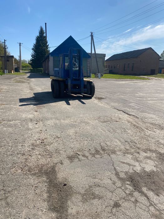 Львівська кара автонавантажувач