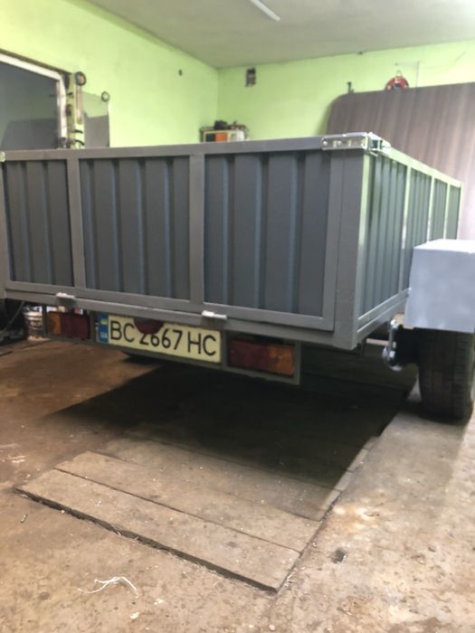 Продам легковий прицеп, в гарному стані .