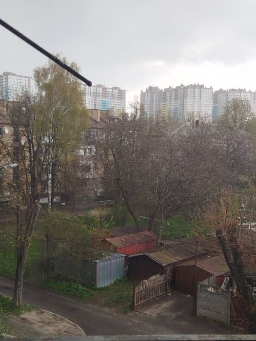 Продам однокімнатну квартиру вул.Заболотного 128.