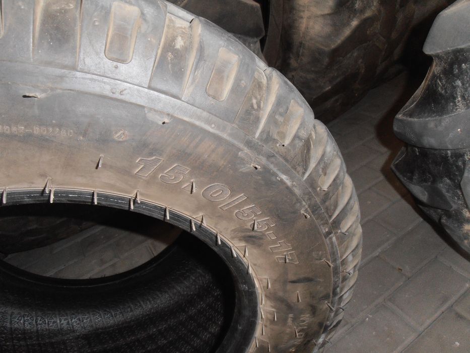 Opona 15,0/55 R-17