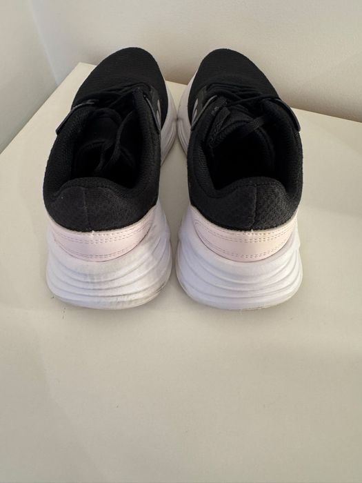 Sapatilhas adidas