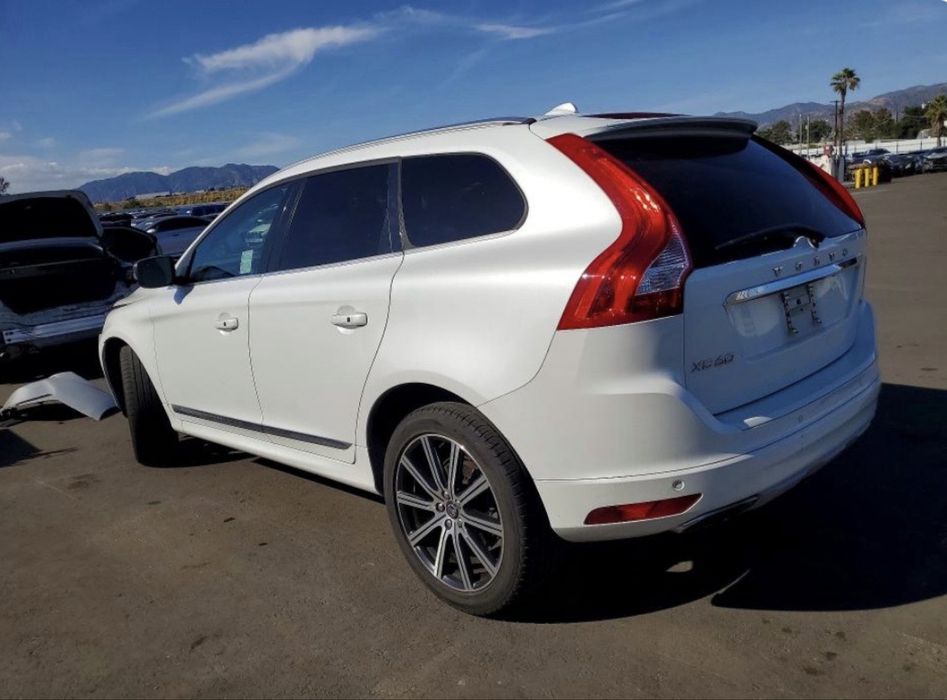 Volvo xc60 2016 2.0
