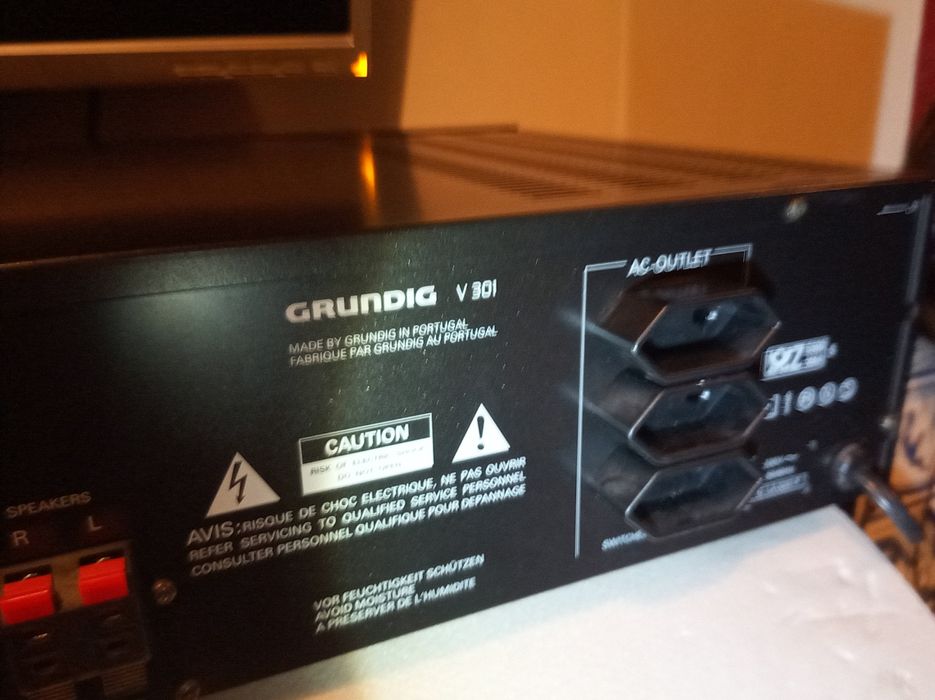 Amplificador integrado Grundig