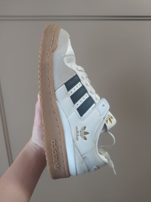 Buty Adidas Forum 84 Low CL Rozmiar 40 i 2/3