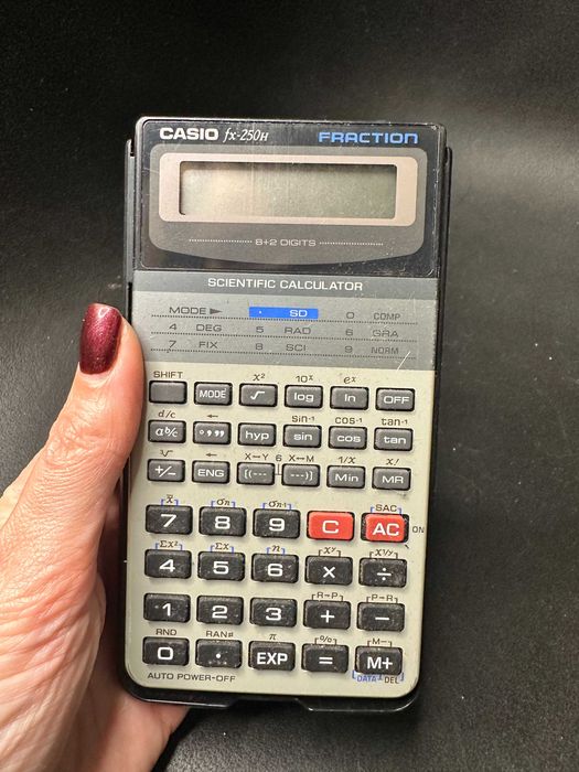 науковий калькулятор Casio fx-250H FRACTION